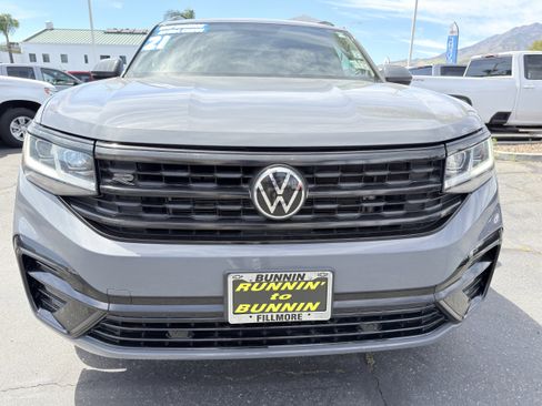 Used 2021 Volkswagen Atlas Cross Sport SE w/ Panoramic Sunroof Package FWD image 44