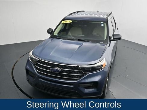 Used 2021 Ford Explorer XLT AWD/4WD image 21