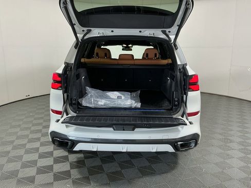 Certified 2026 BMW X5 xDrive50e w/ M Sport Package AWD/4WD image 6