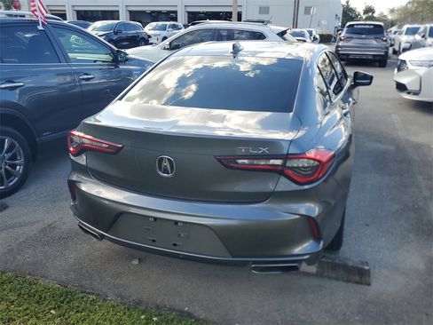 Used 2024 Acura TLX w/ Technology Package image 9