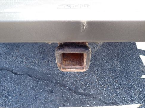 Used 2022 Ford F150 Lariat AWD/4WD image 5