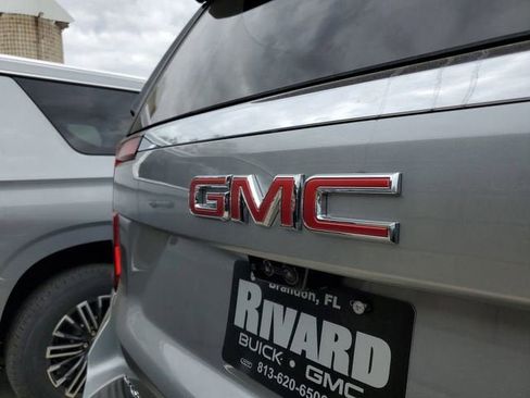 New 2026 GMC Yukon XL Elevation w/ Elevation Premium Package image 7