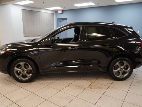Used 2023 Ford Escape ST-Line Select w/ Tech Pack #1 AWD/4WD image 2