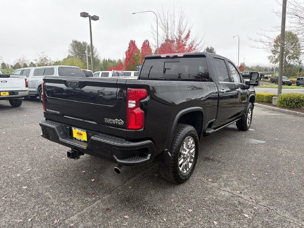 Certified 2022 Chevrolet Silverado 2500 High Country w/ Technology Package AWD/4WD image 9