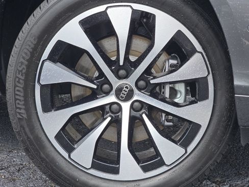 New 2026 Audi Q3 quattro 2.0T AWD/4WD image 16