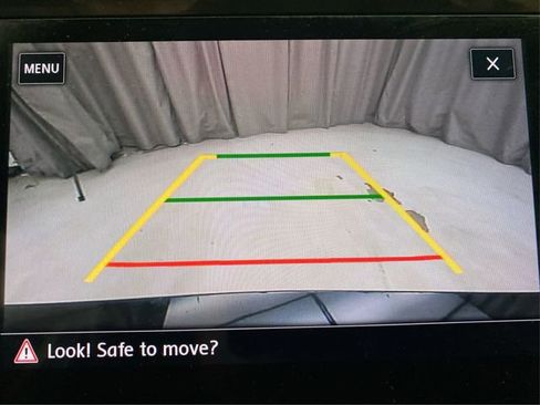 Used 2019 Volkswagen Tiguan SE image 28