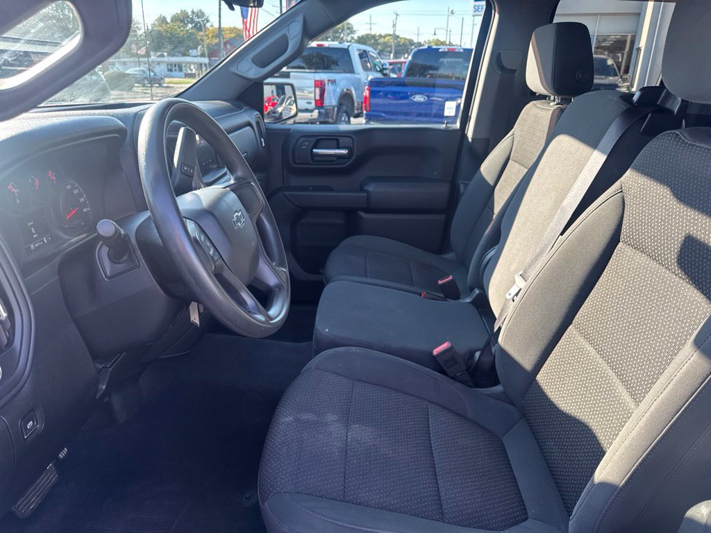 Used 2020 Chevrolet Silverado 1500 Custom Trail Boss w/ Custom Convenience Package AWD/4WD image 10