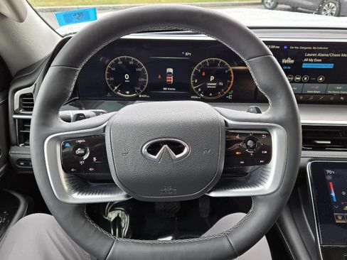Certified 2026 INFINITI QX80 Luxe w/ Cargo Package AWD/4WD image 23