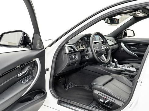 Used 2016 BMW 328i xDrive Sedan AWD/4WD image 7