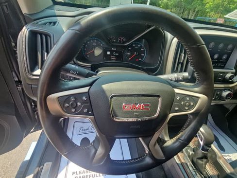 Used 2022 GMC Canyon Denali AWD/4WD image 12