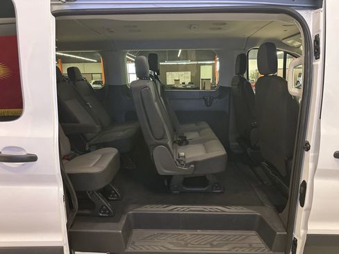 Used 2023 Ford Transit 350 XLT image 6