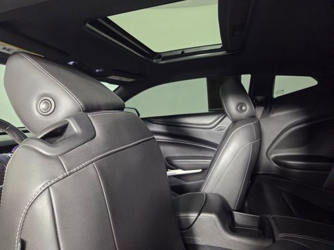 Used 2020 Chevrolet Camaro SS RWD image 27