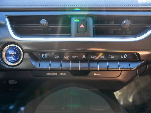 Used 2021 Lexus UX 250h image 21