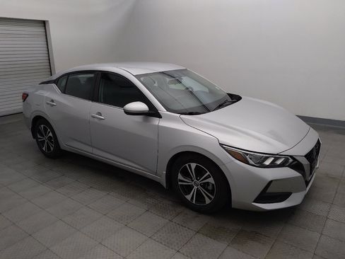 Used 2020 Nissan Sentra SV FWD image 11