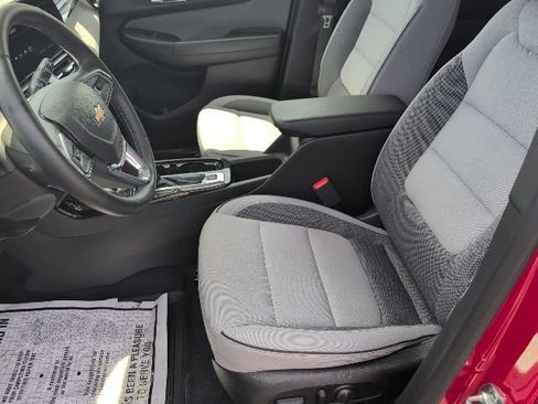 Used 2026 Chevrolet TrailBlazer LT w/ Convenience Package AWD/4WD image 12