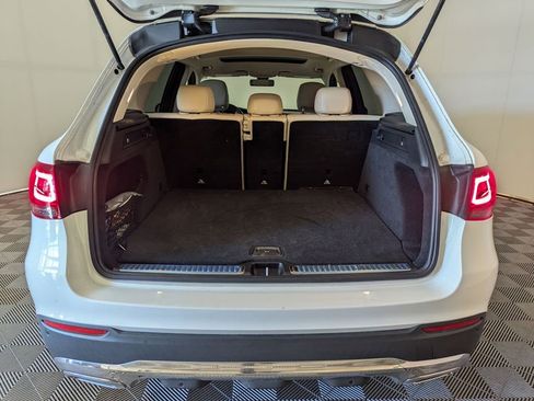 Used 2021 Mercedes-Benz GLC 300 image 23