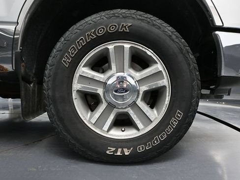 Used 2005 Ford F150 XLT AWD/4WD image 14