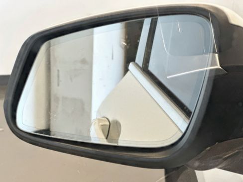 Used 2018 BMW X1 xDrive28i AWD/4WD image 16