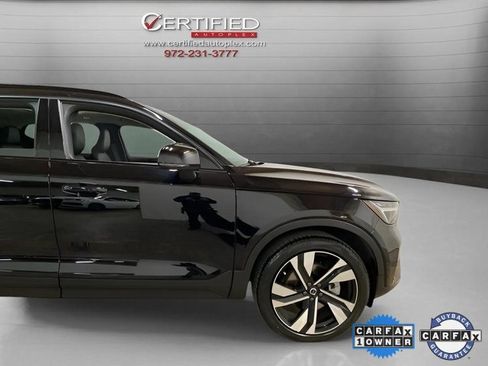 Used 2025 Volvo XC40 B5 Plus image 93