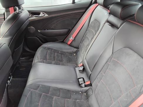 Used 2023 Kia Stinger GT2 image 9