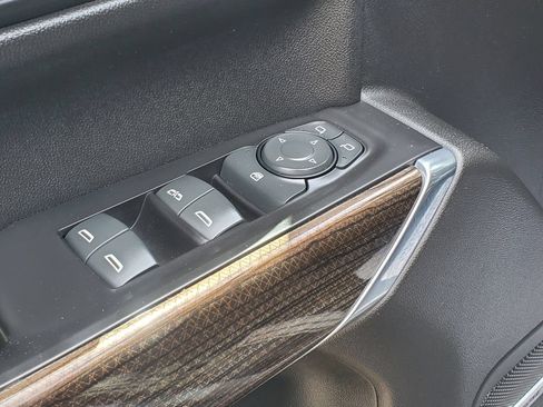 Used 2019 Chevrolet Silverado 1500 RST w/ All-Star Edition AWD/4WD image 28