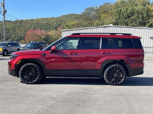 Used 2025 Hyundai Santa Fe Calligraphy image 2