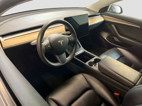 Used 2023 Tesla Model 3 Standard Range RWD image 21