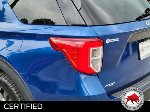 Used 2022 Ford Explorer XLT w/ Equipment Group 202A RWD image 13