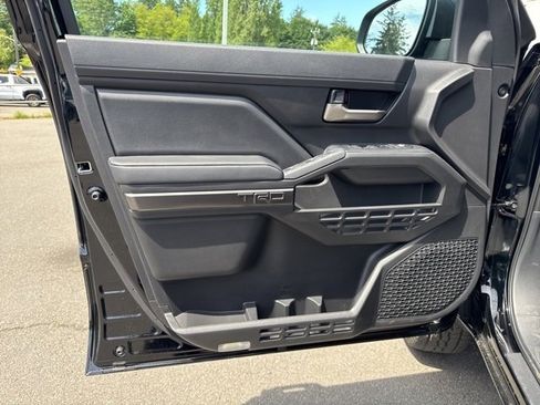New 2025 Toyota Tacoma TRD Off-Road image 12