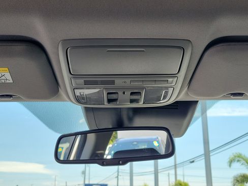 Used 2018 Honda CR-V Touring image 20