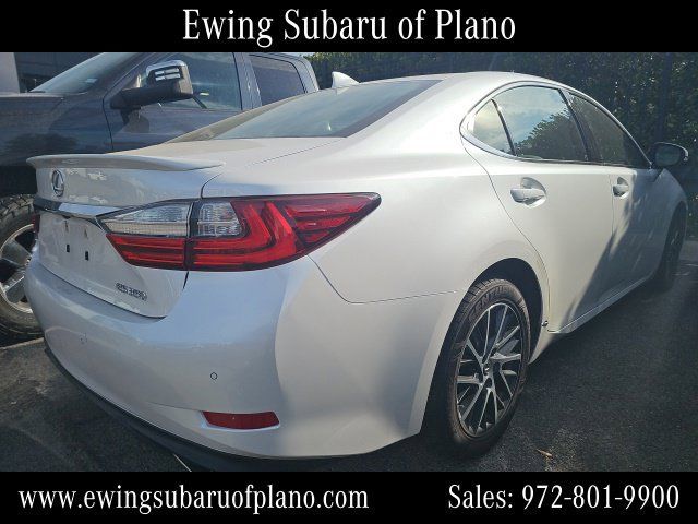 Used 2017 Lexus ES 350 w/ Luxury Package FWD image 3