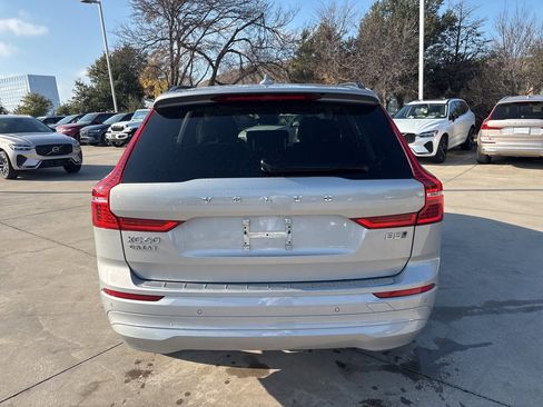 Certified 2023 Volvo XC60 B5 Core image 6