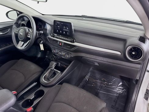 Used 2020 Kia Forte LXS image 27