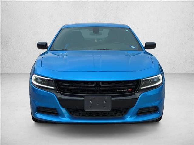 Used 2023 Dodge Charger SXT w/ Blacktop Package RWD image 2