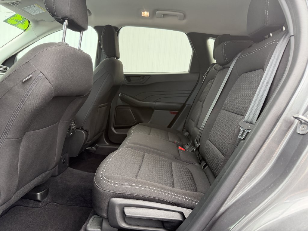 Used 2023 Ford Escape Active w/ Tech Pack #1 AWD/4WD image 32
