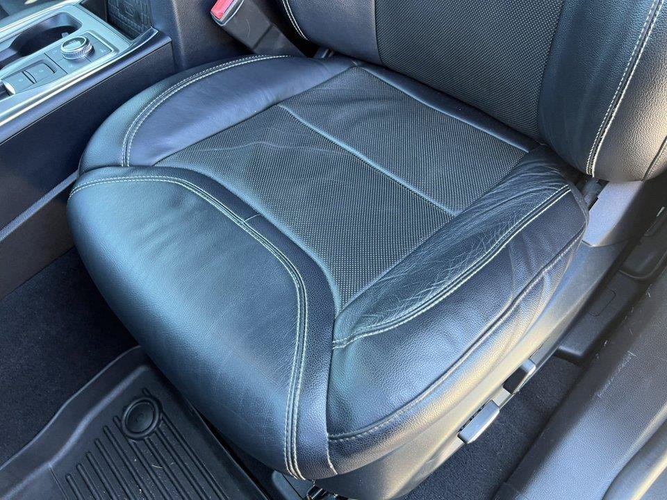 Used 2020 Ford Explorer ST w/ ST Street Pack AWD/4WD image 12