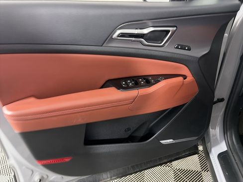 Certified 2023 Kia Sportage SX image 28