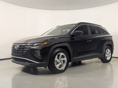 Certified 2024 Hyundai Tucson SEL FWD image 3