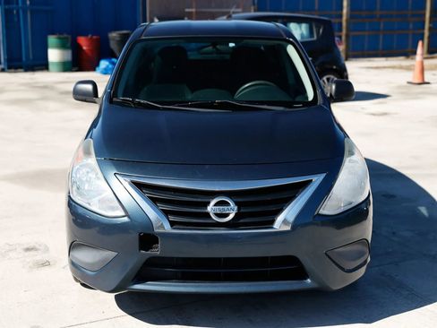 Used 2015 Nissan Versa S Plus image 12