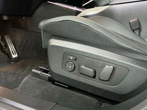 Certified 2025 BMW X3 xDrive30 w/ Premium Package AWD/4WD image 19