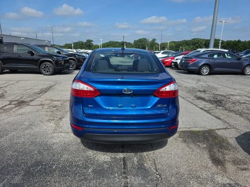 Used 2019 Ford Fiesta SE FWD image 4
