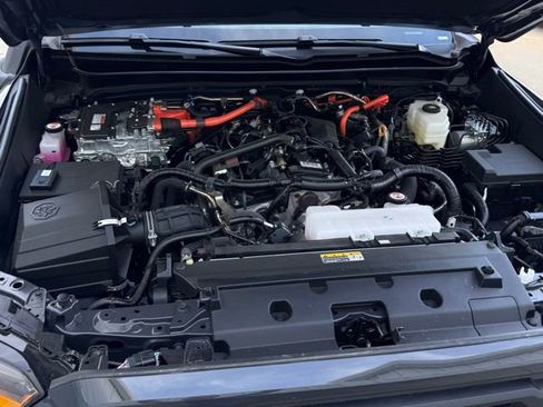 New 2025 Toyota Tacoma Trailhunter image 10