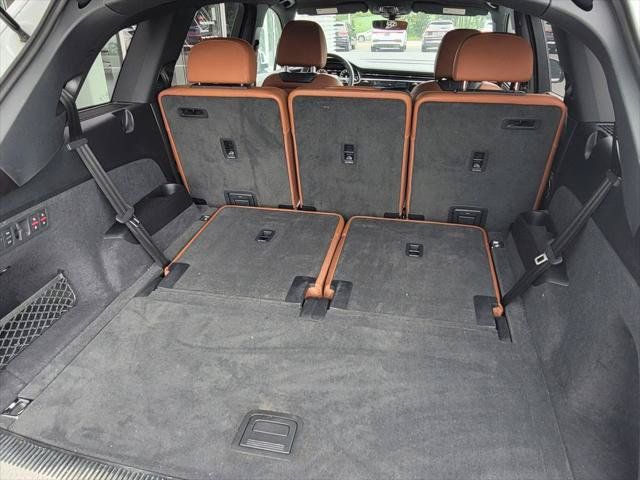 Certified 2025 Audi Q7 3.0T Prestige AWD/4WD image 15