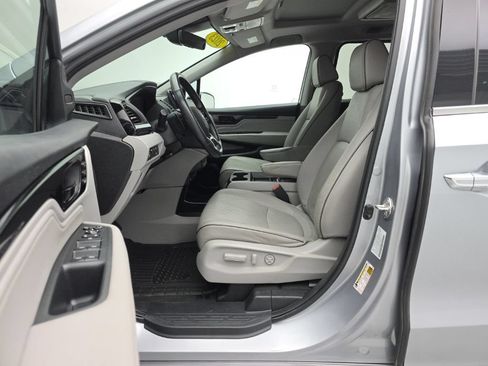 Used 2023 Honda Odyssey Elite image 10