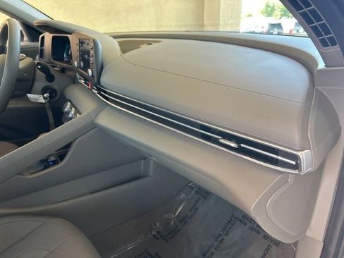 New 2026 Hyundai Elantra SE FWD image 36