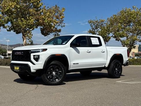 Used 2024 GMC Canyon Elevation image 3