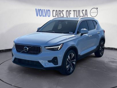 New 2025 Volvo XC40 B5 Ultra w/ Protection Package