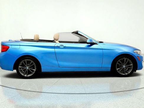 Used 2018 BMW 230i Convertible RWD image 4
