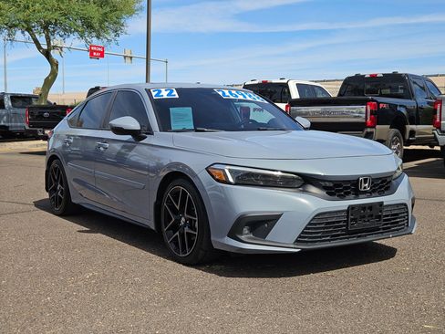 Used 2022 Honda Civic Sport Touring image 3