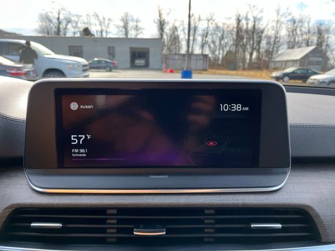 Used 2022 Kia Telluride EX w/ EX Premium Package image 16